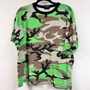 vintage men's camoflage tee shirt xl neon green brown grey black ringer neck